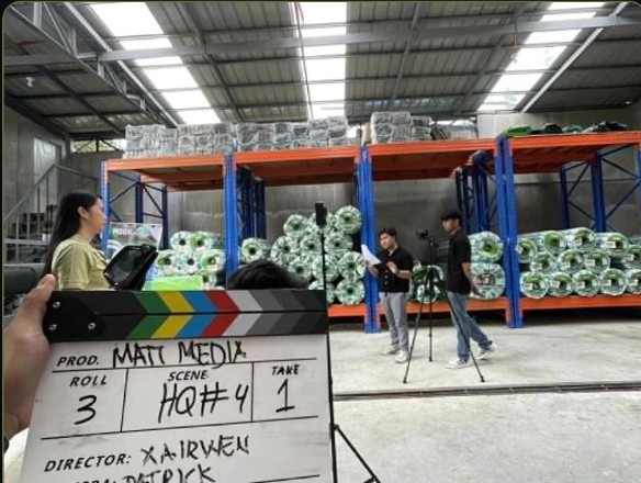 Modu Artificial Turf Grass team and content production